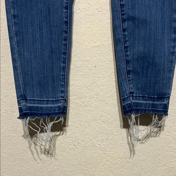 Judy Blue skinny raw edge blue jean jeggings size 9/29 - Picture 2 of 7